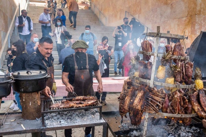 Así fue la espectacular parrilla que se montó con motivo del foro.