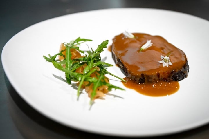 Plato de Pedro Martino en el Galicia Fórum Gastronómico 2024.