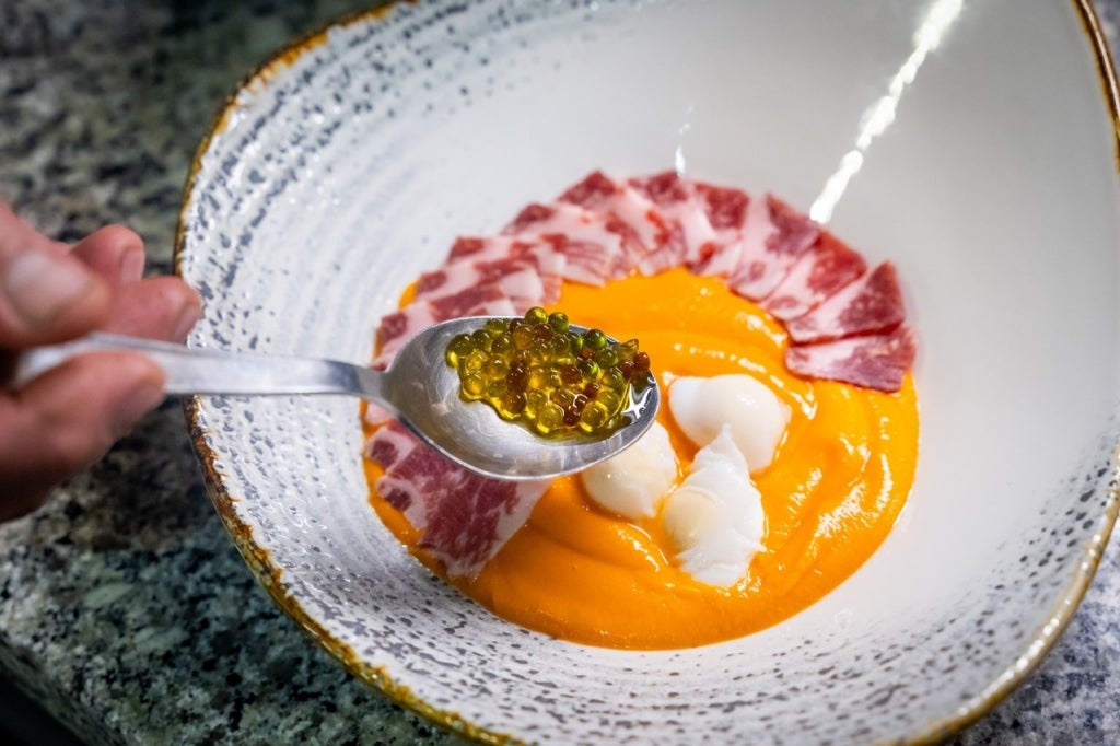El placer de comer en un Solete cordobés entre vestigios romanos El placer de comer en un Solete cordobés entre vestigios romanos