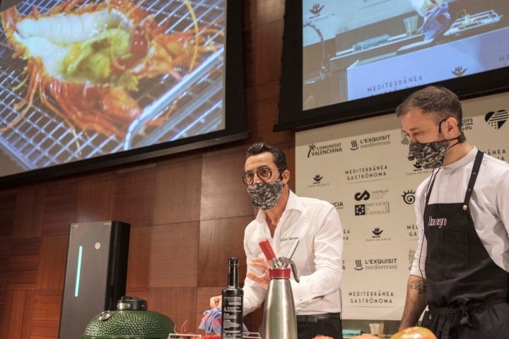 Quique Dacosta fue uno de los cocineros con Soles Guía Repsol que participó en la feria. Foto: Gastronóma.