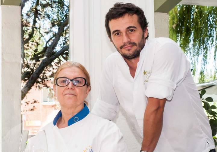 Pilar Pedrosa y su hijo, Alfonso Fierro. Foto: Restaurante Estrella del Bajo Carrión.