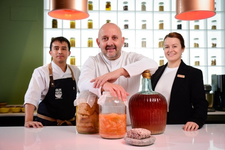 Chechu, Ángelica y Josué lideran el restaurante Gunnen