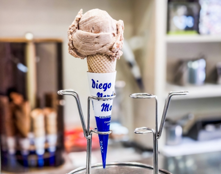 El helado de turron de Diego Verdú es una seña de identidad gastronómica de Oviedo.