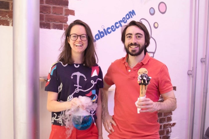 Marta Jáñez y Vicente Díaz, los artífices de estos helados de laboratorio.