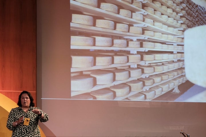 Carmela Cano, de la quesería 'Galmesán', durante su intervención.