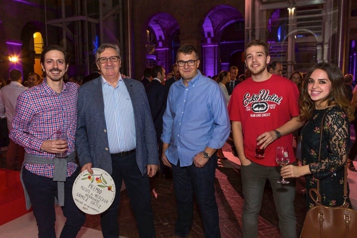 Roberto Martínez, Higinio Gómez, Manolo y Víctor Membibre, y Maru de 'Tripea'.