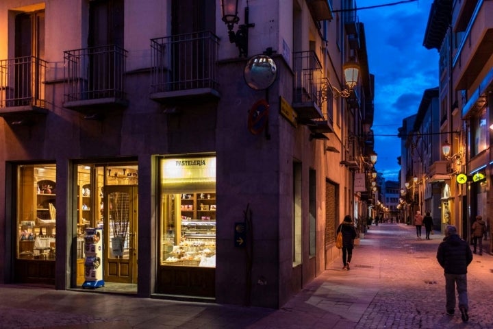 fachada pasteleria imperial jaca