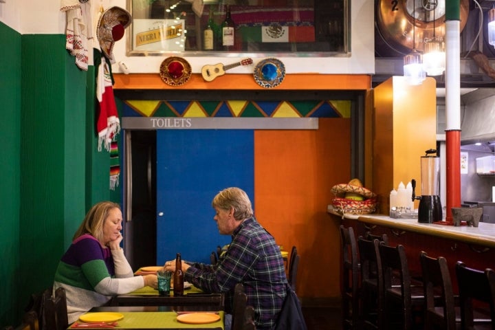 'Sol Azteca' es un pequeño local situado en la calle Conde Altea.