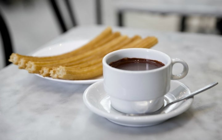 Que nunca nos falte el chocolate con churros. Foto: Chocolatería San Ginés.