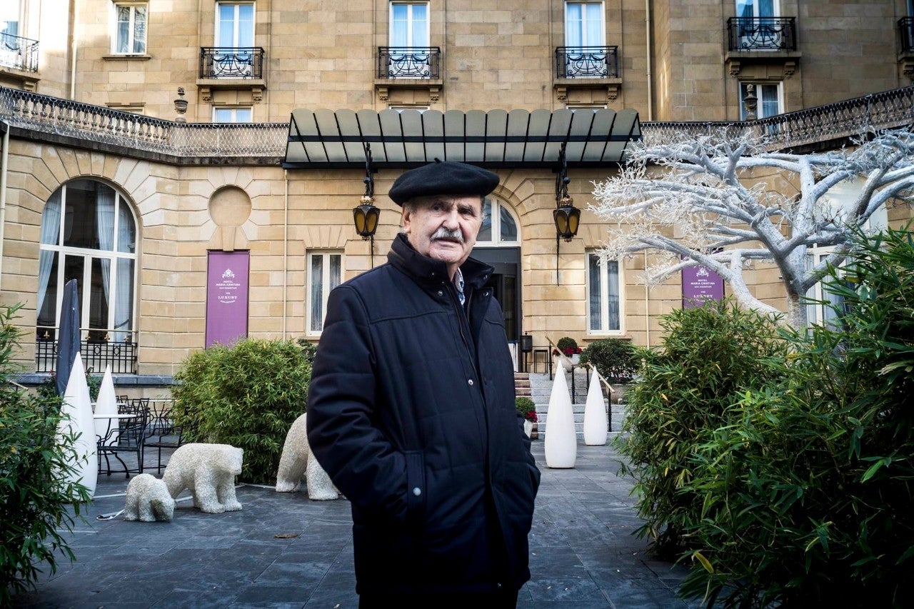 El cocinero cuenta sus memorias en la obra 'Luis Irizar. Maestro de maestros'. Foto: Abadon Books.