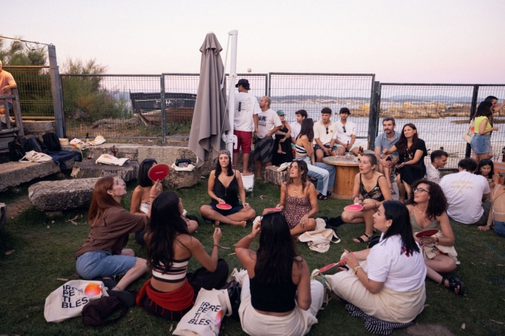 Relax, música y gastronomía se fusionan en Náutico.
