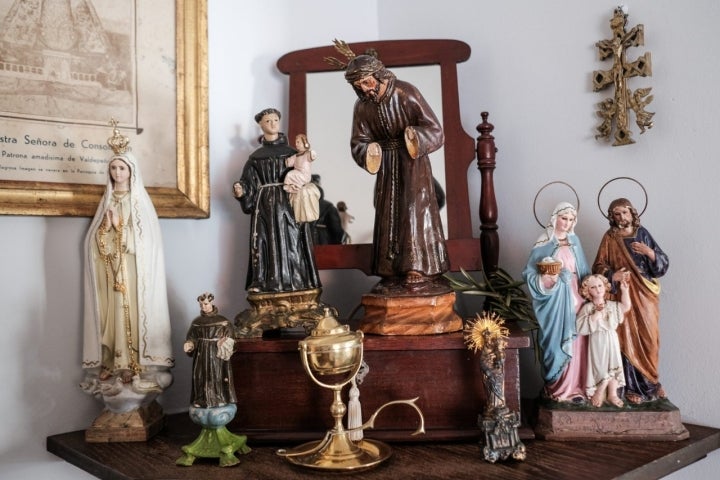 Las antigüedades dan un toque muy especial al local.