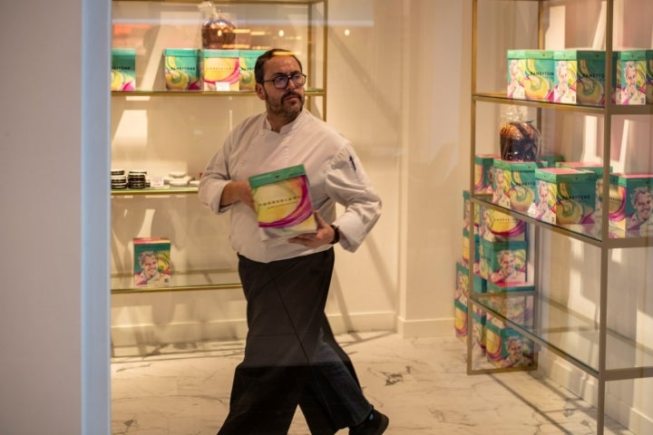 Panettones de tres sabores y dos tamaños, a gusto de consumidor.