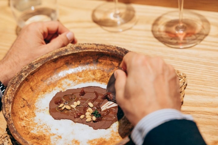Postre de habas y cacao en el restaurante 8Aborigen