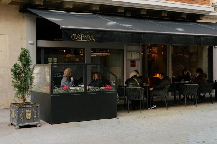 Exterior y terraza del restaurante