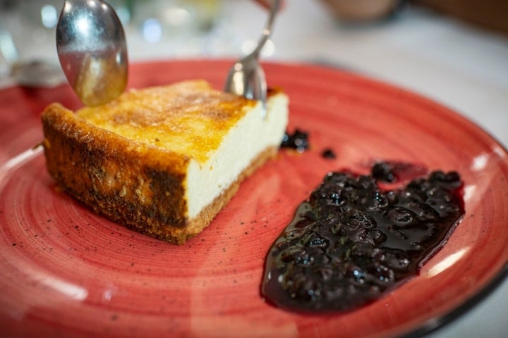 La tarta de queso casera, uno de los postres con más éxito de la carta.