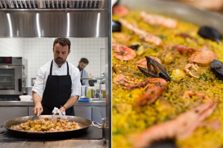 Restaurante 'Es Ventall': preparación de paellas