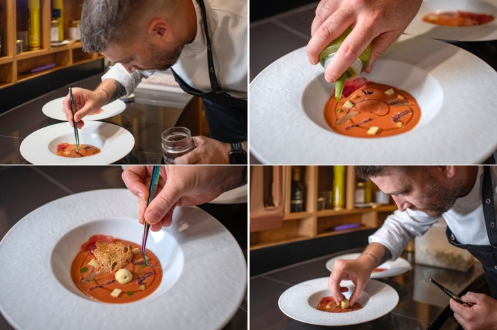 Plato de sopa fría de tomate del restaurante Fontané de los hermanos Roca.