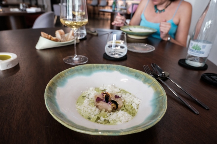 Ensalada de mar y aguachile.