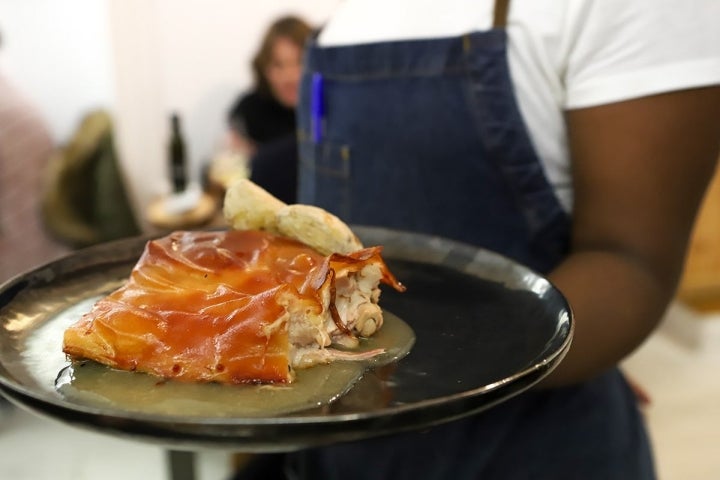 Una de cochinillo para tener pescado y carne.