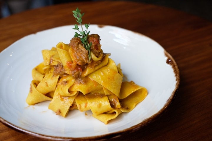 Nina Pasta Bar: Pappardelle con ragú capote