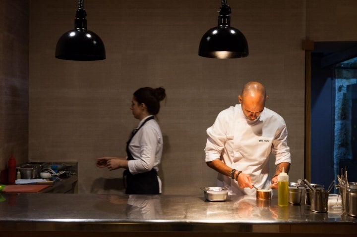 Rafael Centeno comenzó en la cocina por accidente y su aprendizaje ha sido autodidacta.