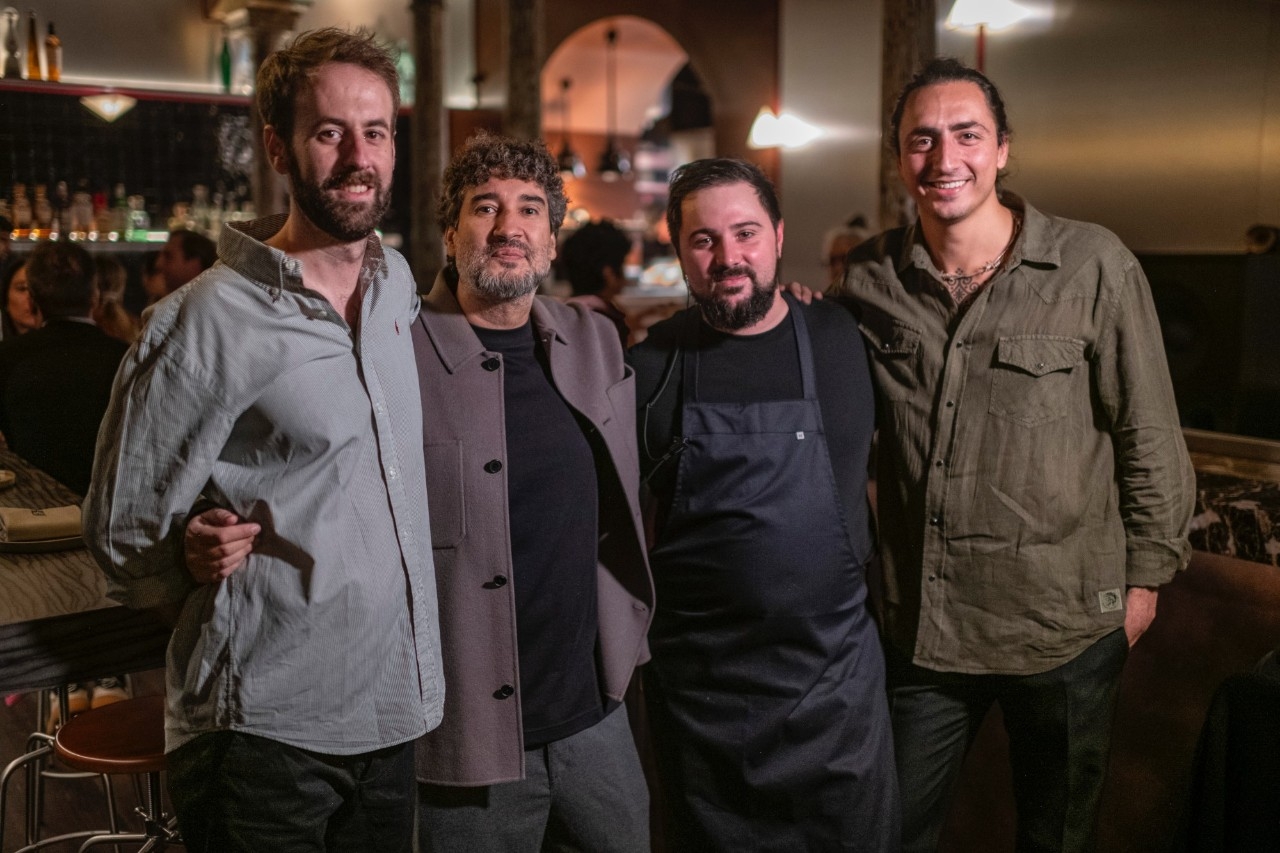 Mecha, la carta B de Chispa a ritmo de vinilo