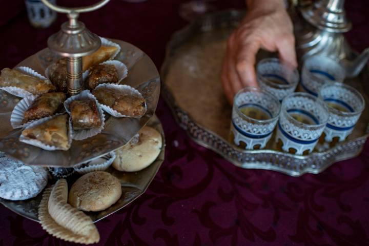 Restaurante Oasis. Ceuta. Las perfumadas pastas marroquíes saben a azahar, almendra y miel.