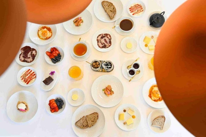 El completo desayuno que ofrece Costiña Wellness & Villas.