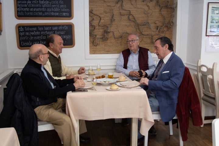 sala la taberna de almodovar