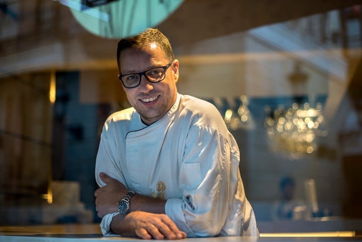 El chef Teo Rodríguez, viajero fuera y dentro de la cocina.