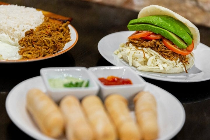 Restaurantes latinos Zaragoza: 'Molarepa' (arepa y tequeños)