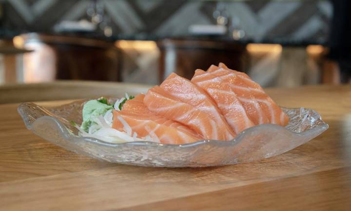 Sashimi de salmón. Foto: 'Koku Sushi'