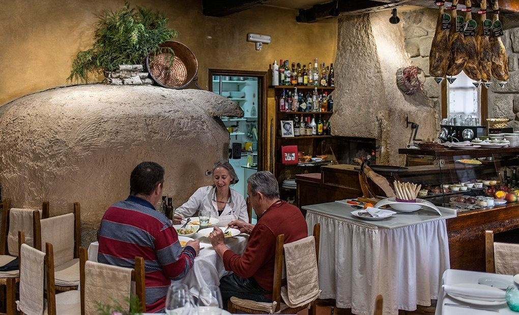 Asadores que ensalzan la cocina castellana y de terruño