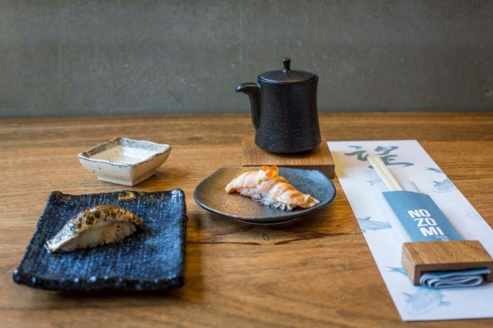 En este japonés, José Miguel Herrera y Nuria Morell llevan 15 años transmitiendo su amor y conocimiento de la cocina nipona. Foto: Eva Máñez.