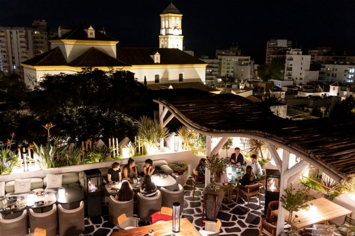 Restaurante A Fuego Marbella terraza a fuego