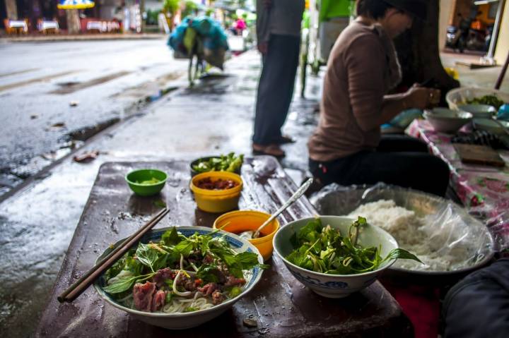 Ya no hará falta viajar a Hanói para degustar una sopa 'pho'. Foto: shutterstock.