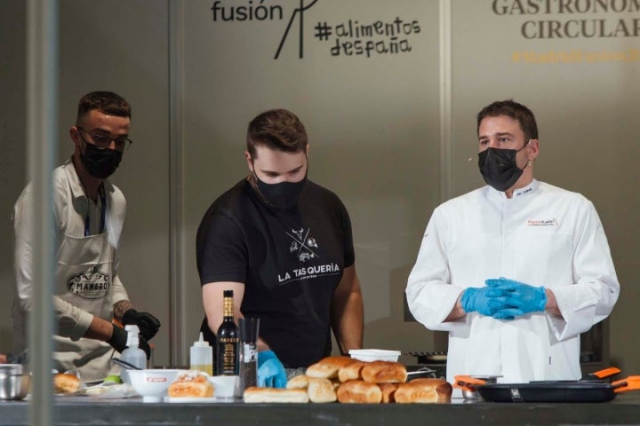 Javier Estévez, de 'La Tasquería', fue uno de los protagonistas del taller.