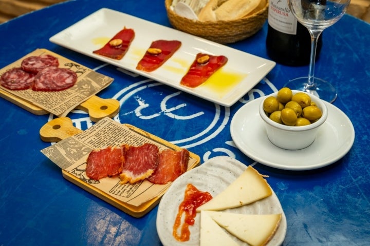 Terrazas de Huelva La Taberna de Enfrente tapas