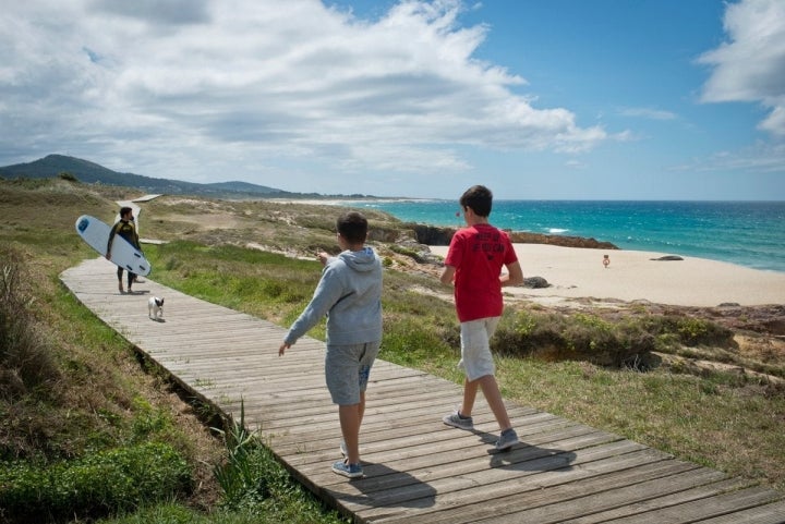 Chiringo As Furnas (Xuño): caminando por el paseo