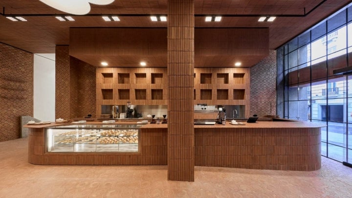 Vista de la cafetería de Zara.