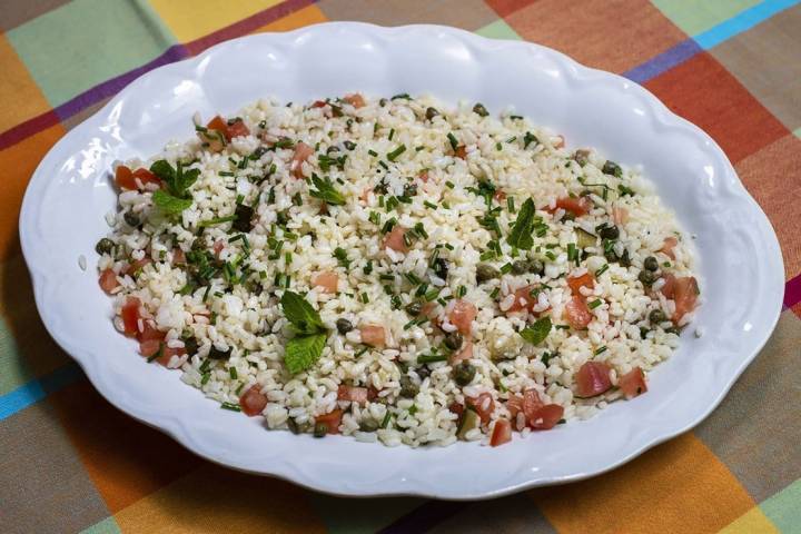 Una ensalada de arroz siempre es un éxito. Foto: Alfredo Cáliz.