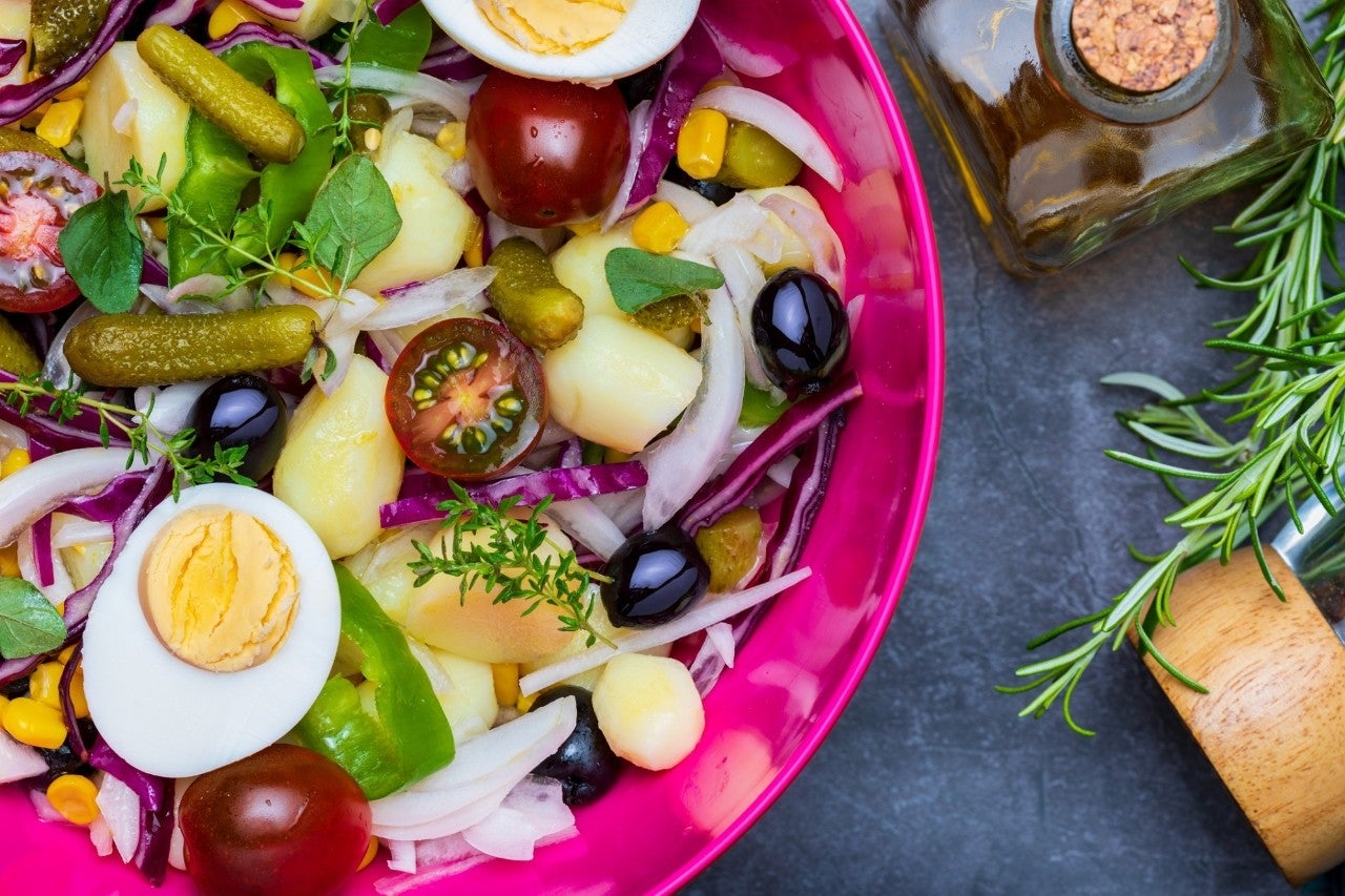 Una ensalada súper apetecible en verano. Foto: iStock