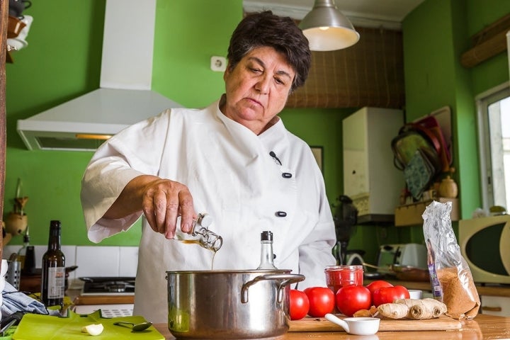 Preparando la olla.