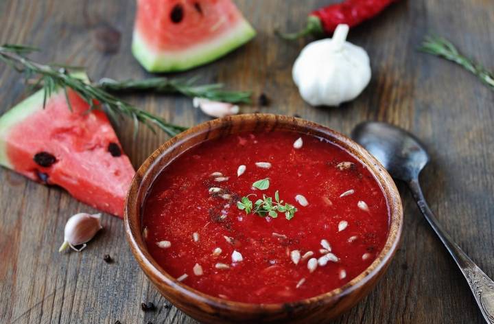 Sopa de sandía aromática, para los fans de la fruta. Foto: Shutterstock.