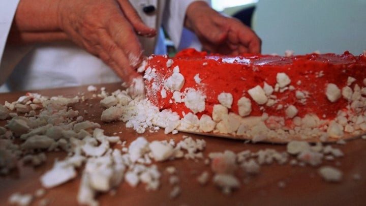 Tarta merengada de sorbete de fruta (últimos detalles)