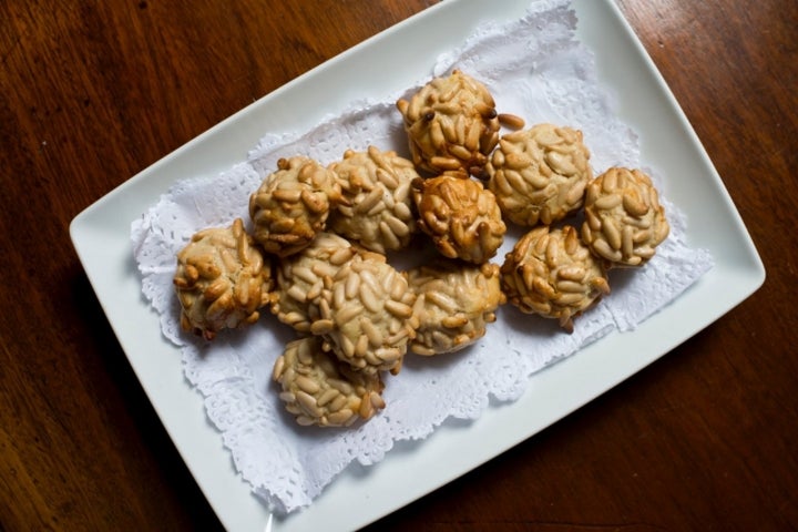 Panellets, dulces típicos del Día de Todos los Santos