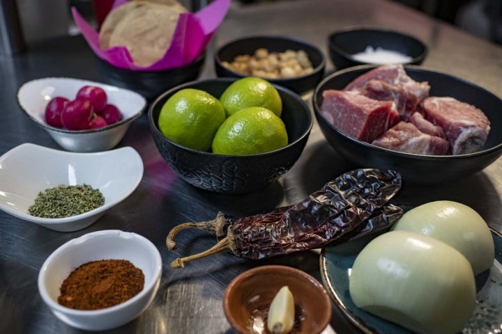 Pozole rojo. Recetas Navidad México