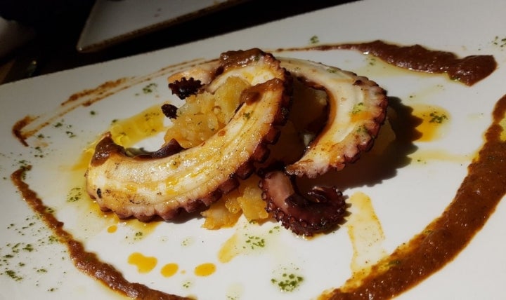 'El Informal' (pulpo a la plancha)