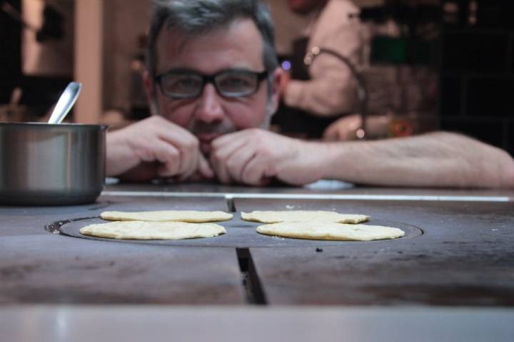 La tortilla de comal es uno de los componentes más usados por Bruno Oteiza. Foto: 'Gatxupa'.